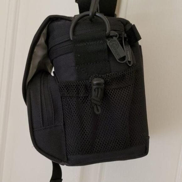 Lowepro Padded Camera Bag Tote Shoulder Satchel Black Gray - Picture 4 of 14